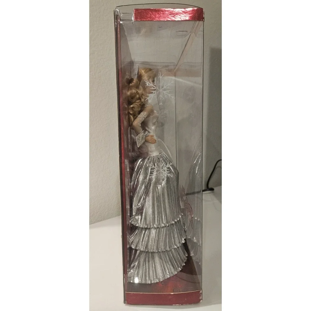 2008 HOLIDAY BARBIE DOLL 